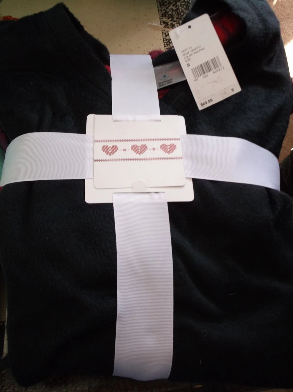 New Soft Sensations Womens 2 Piece Fleece Pajamas   V-Neck