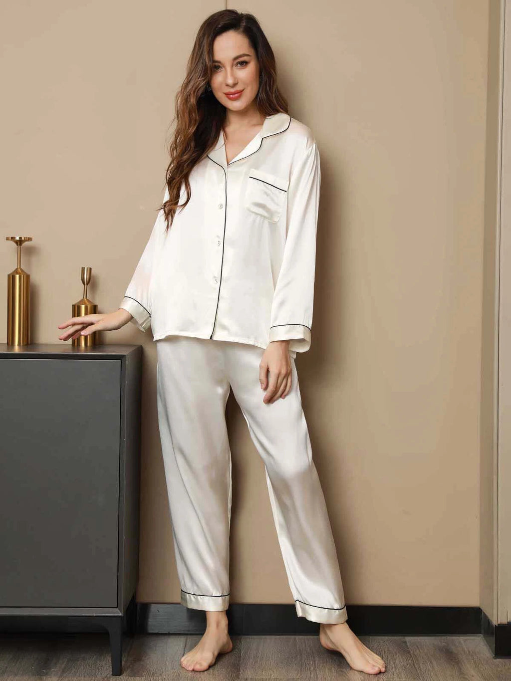 Women's 19mm Pure Mulberry Silk Pajamas Set Silk Sleepwear Nightwear Home Wear