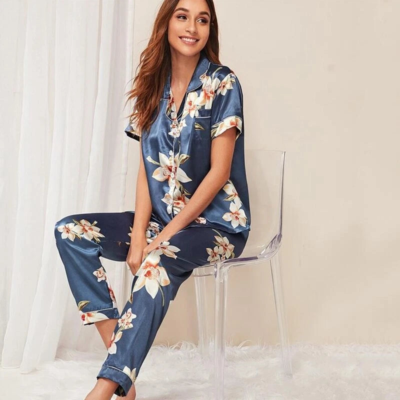 Women's Satin Pyjamas Set Short Sleeve Button-Down Sleepwear Silk PJS Loungewear